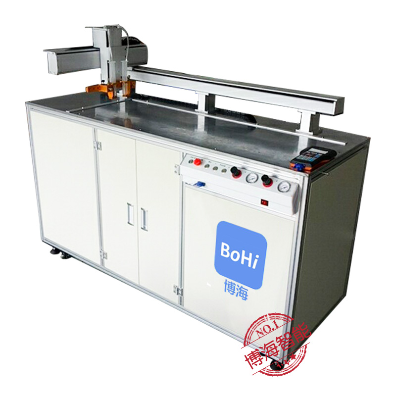 自動(dòng)點(diǎn)膠機(jī)在使用過(guò)程中需要注意哪些問(wèn)題？